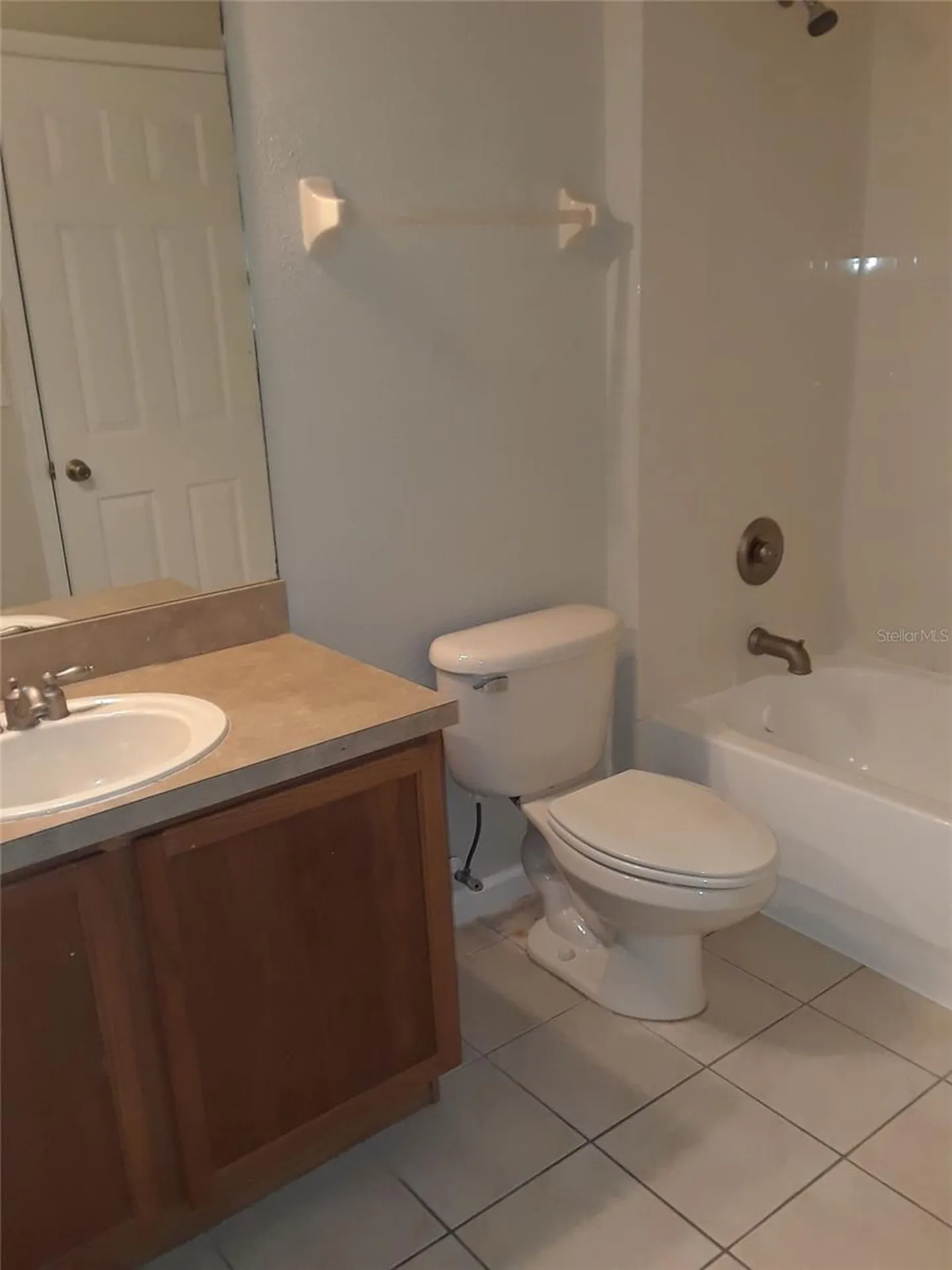 2533 Old Kent Circle Kissimmee FL 34758