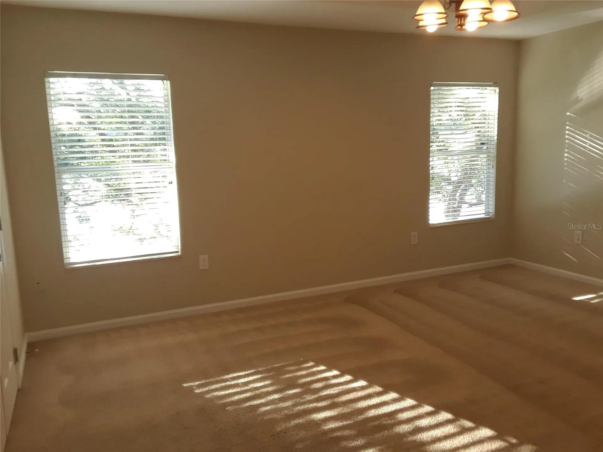 2533 Old Kent Circle Kissimmee FL 34758