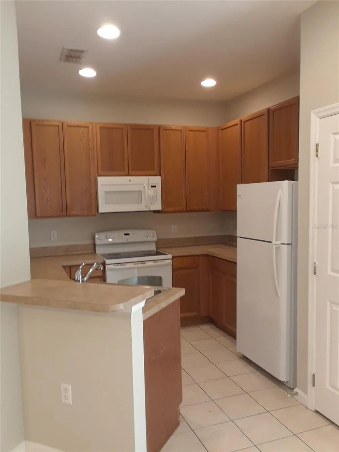 2533 Old Kent Circle Kissimmee FL 34758