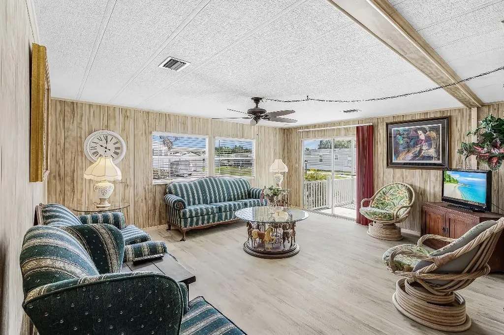 251 Ibis Punta Gorda FL 33950