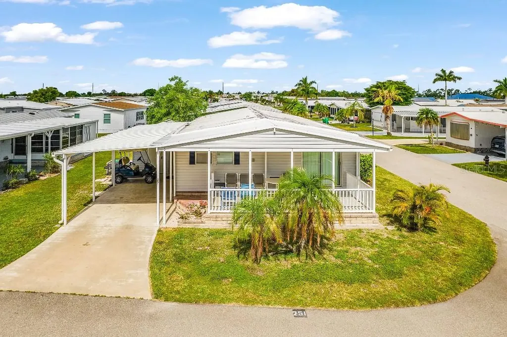 251 Ibis Punta Gorda FL 33950