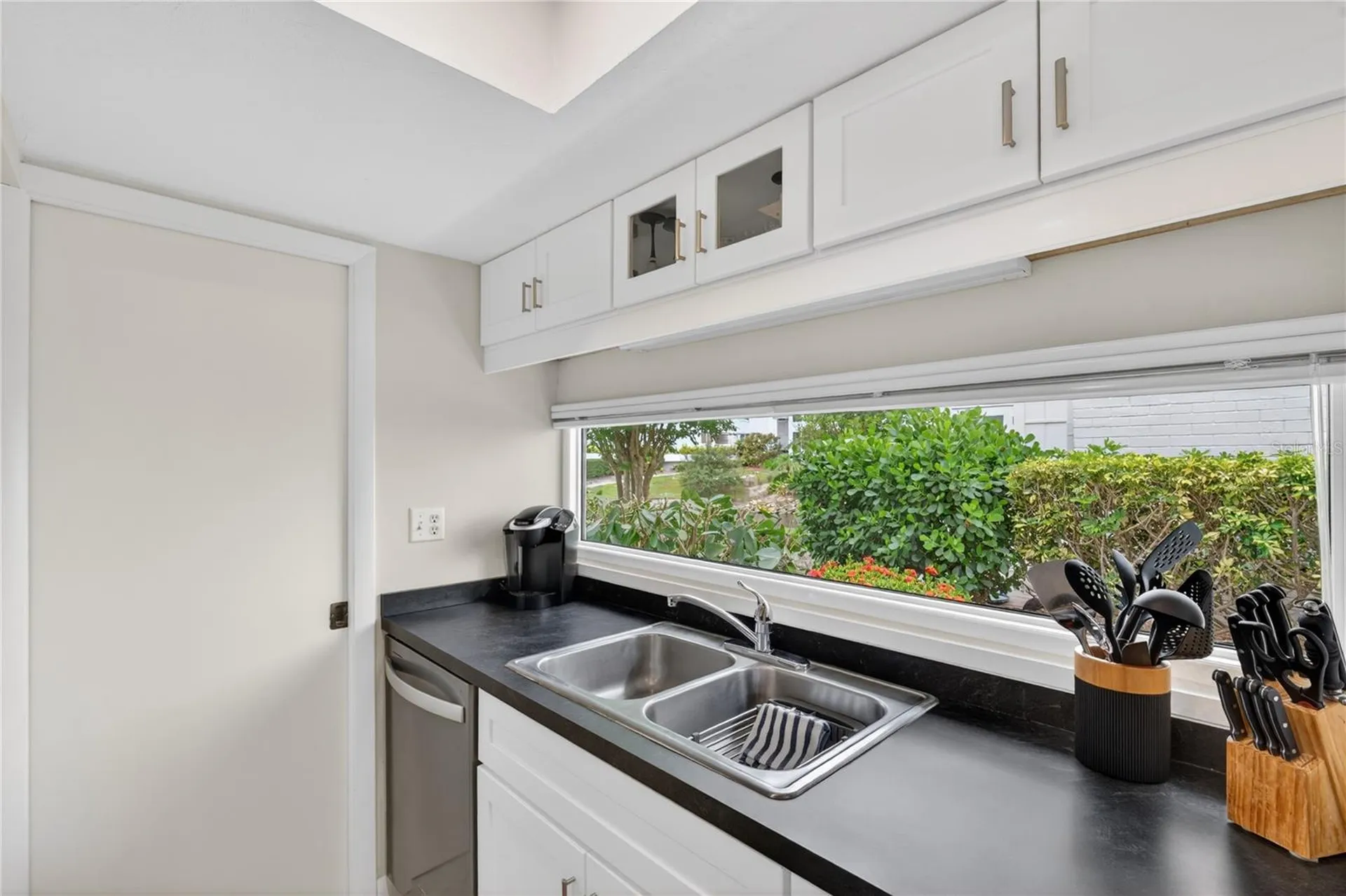 1128 W Peppertree Lane Sarasota FL 34242
