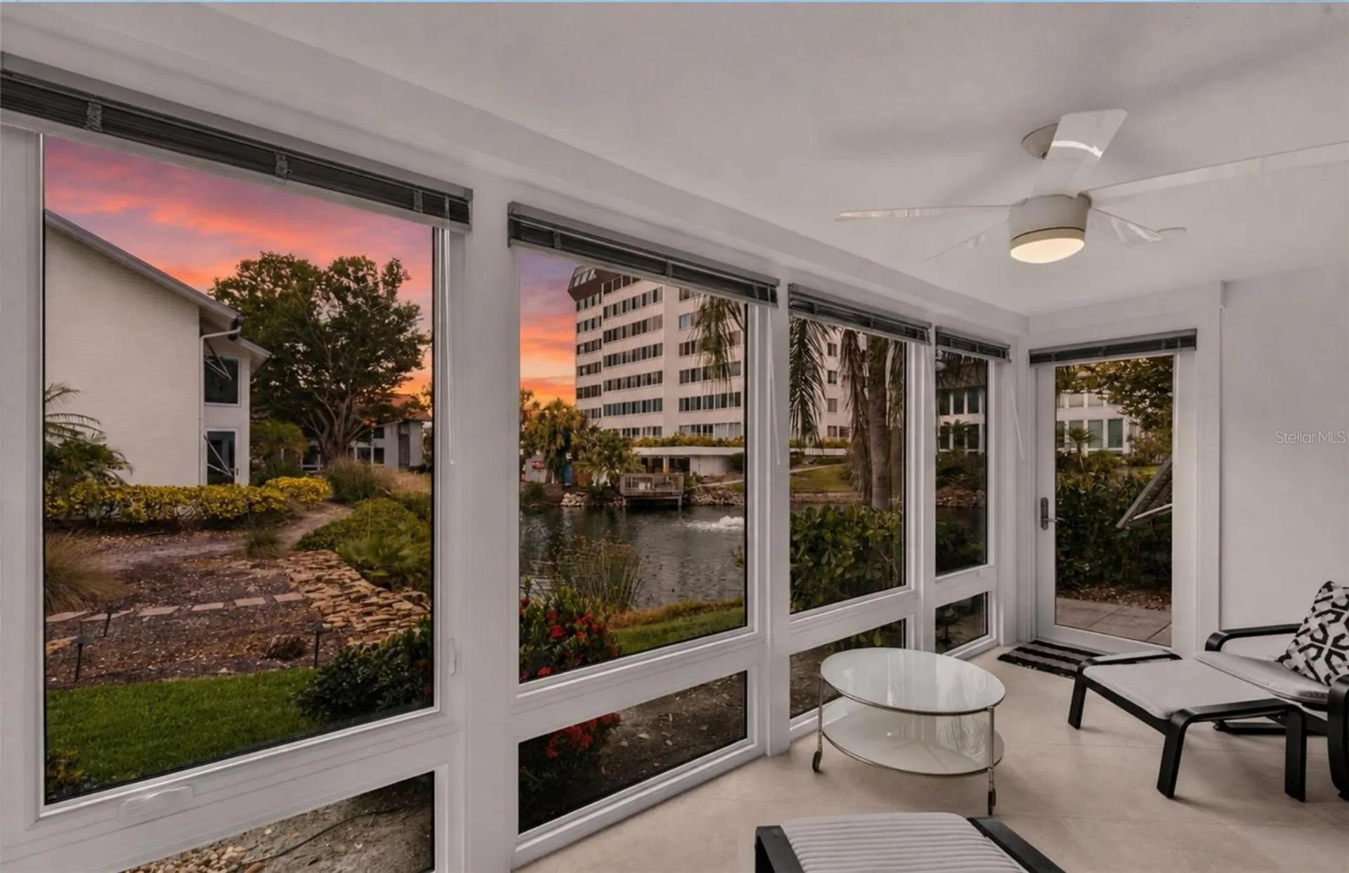 1128 W Peppertree Lane Sarasota FL 34242