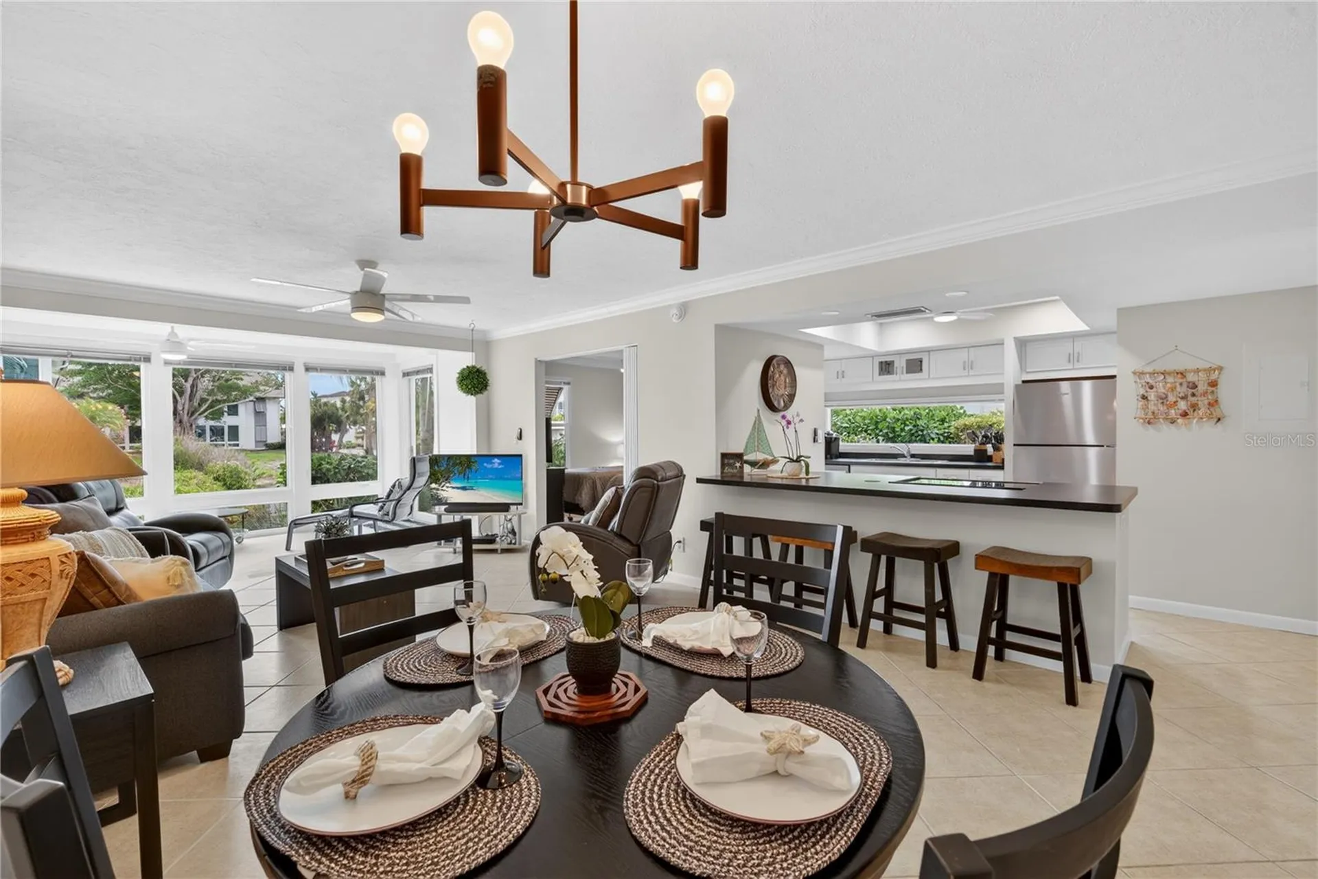 1128 W Peppertree Lane Sarasota FL 34242
