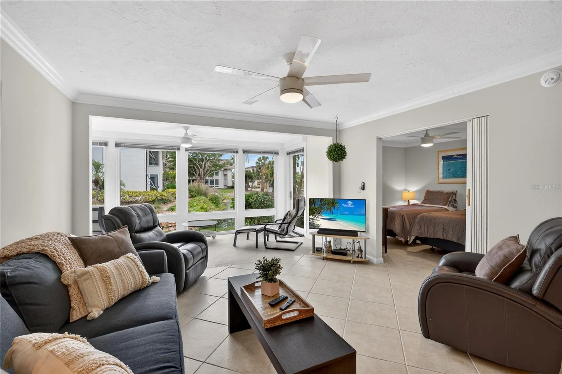 1128 W Peppertree Lane Sarasota FL 34242
