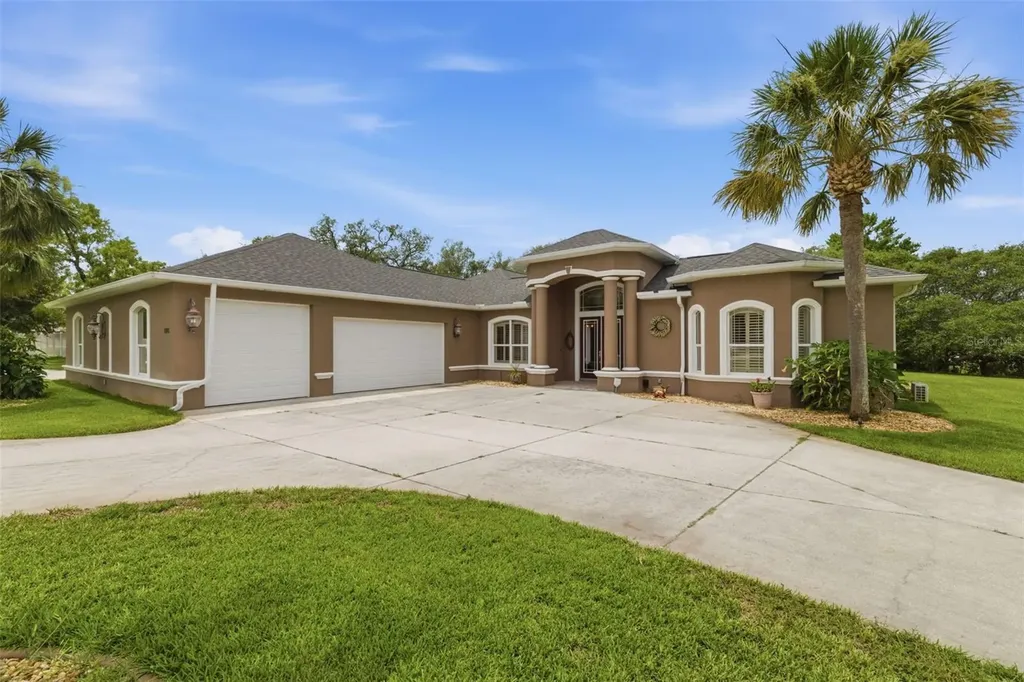 11145 Mountain Mockingbird Road Weeki Wachee FL 34614