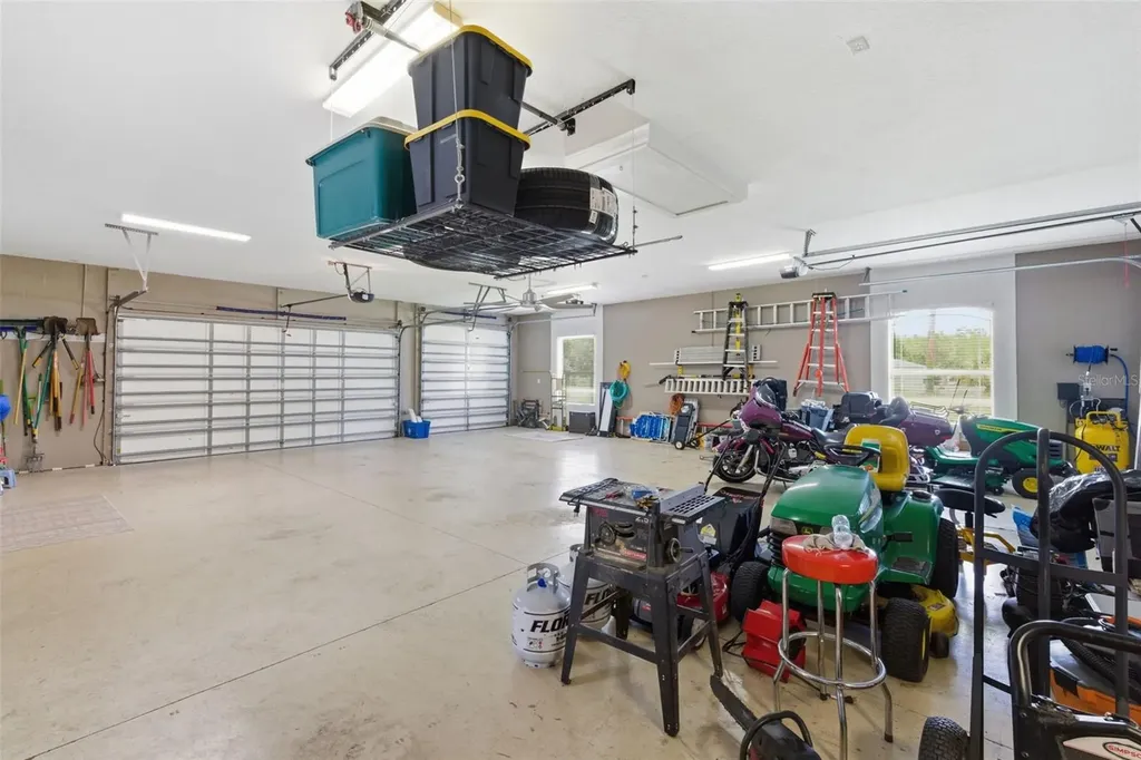 11145 Mountain Mockingbird Road Weeki Wachee FL 34614