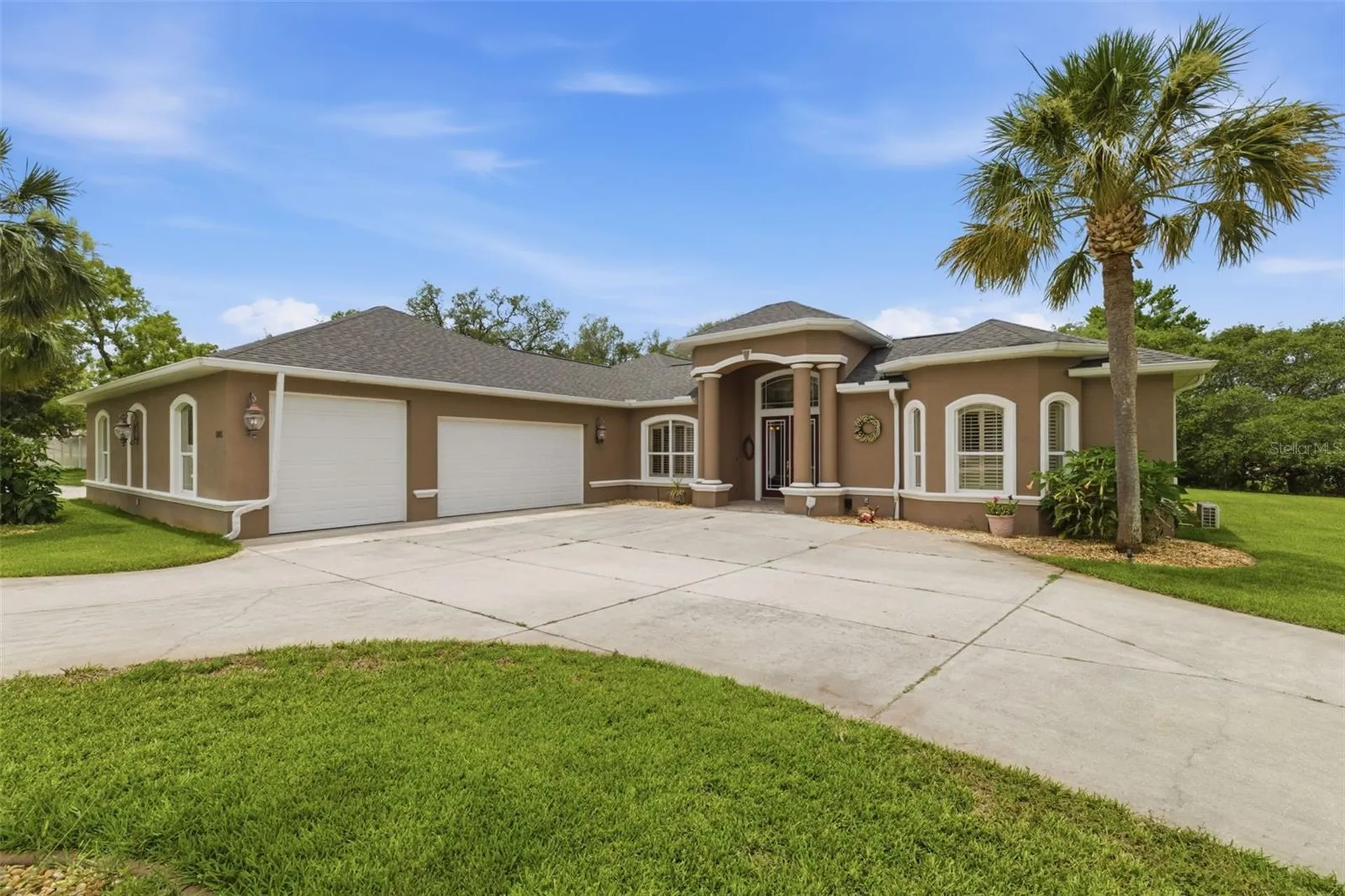 11145 Mountain Mockingbird Road Weeki Wachee FL 34614