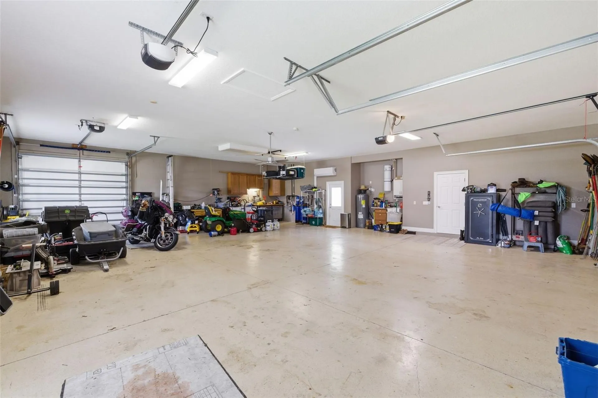 11145 Mountain Mockingbird Road Weeki Wachee FL 34614