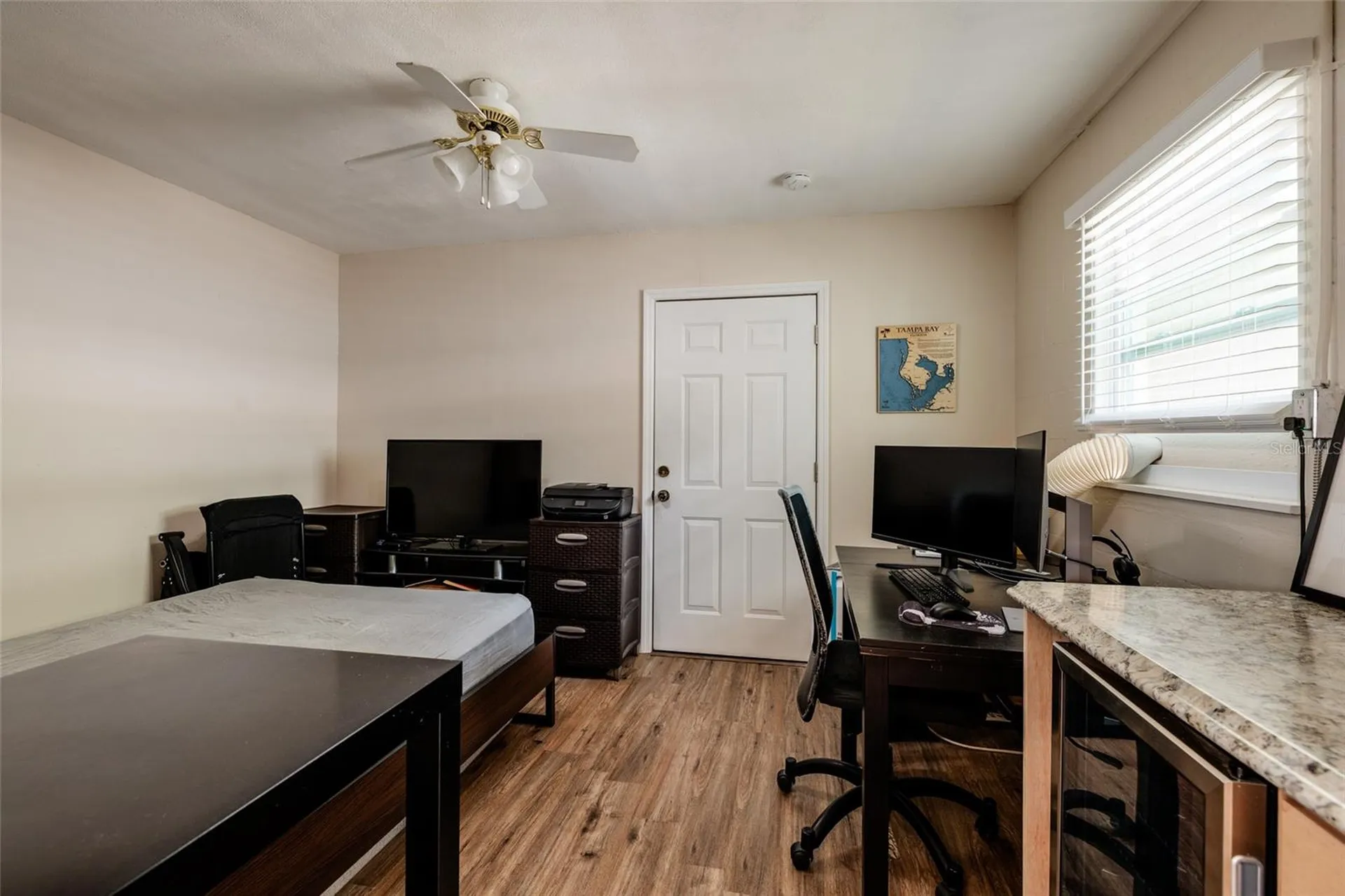 511 74th Avenue N St Petersburg FL 33702
