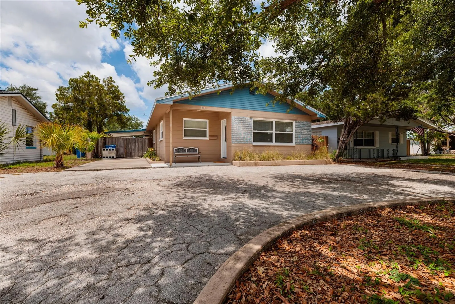 511 74th Avenue N St Petersburg FL 33702