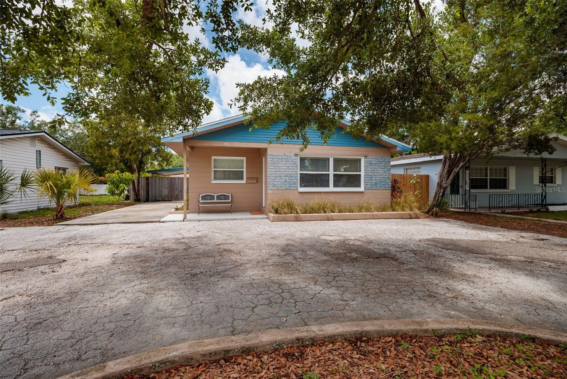 511 74th Avenue N St Petersburg FL 33702