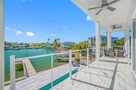 11460 7th Street E Treasure Island FL 33706