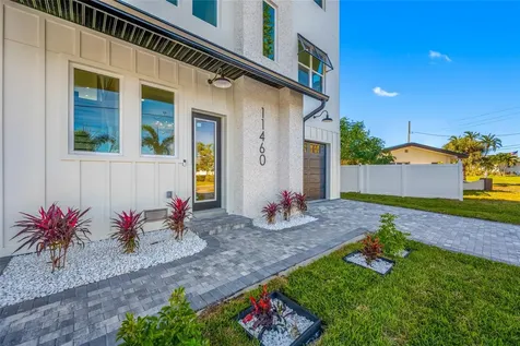 11460 7th Street E Treasure Island FL 33706