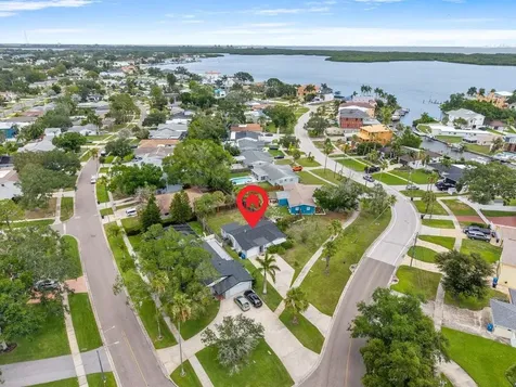 5510 Bayou Grande Boulevard NE St Petersburg FL 33703