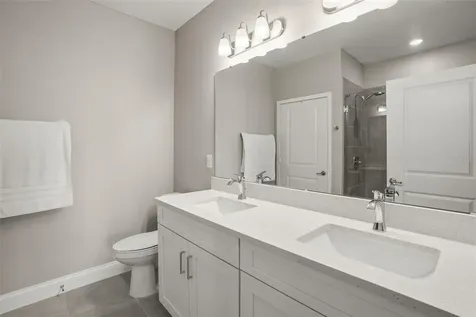 7557 Laureate Boulevard Orlando FL 32827