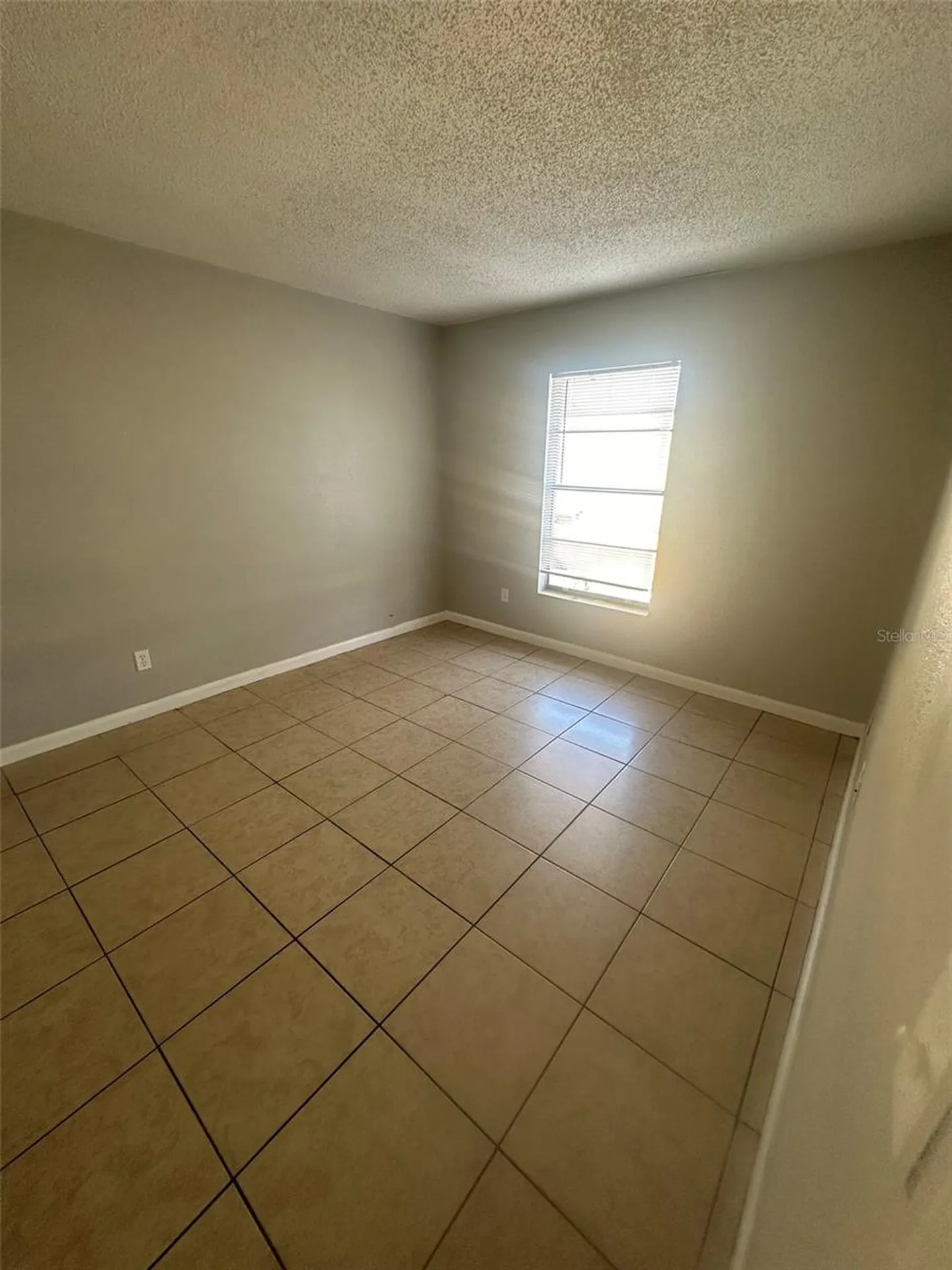 1229 Kennedy Road Daytona Beach FL 32117