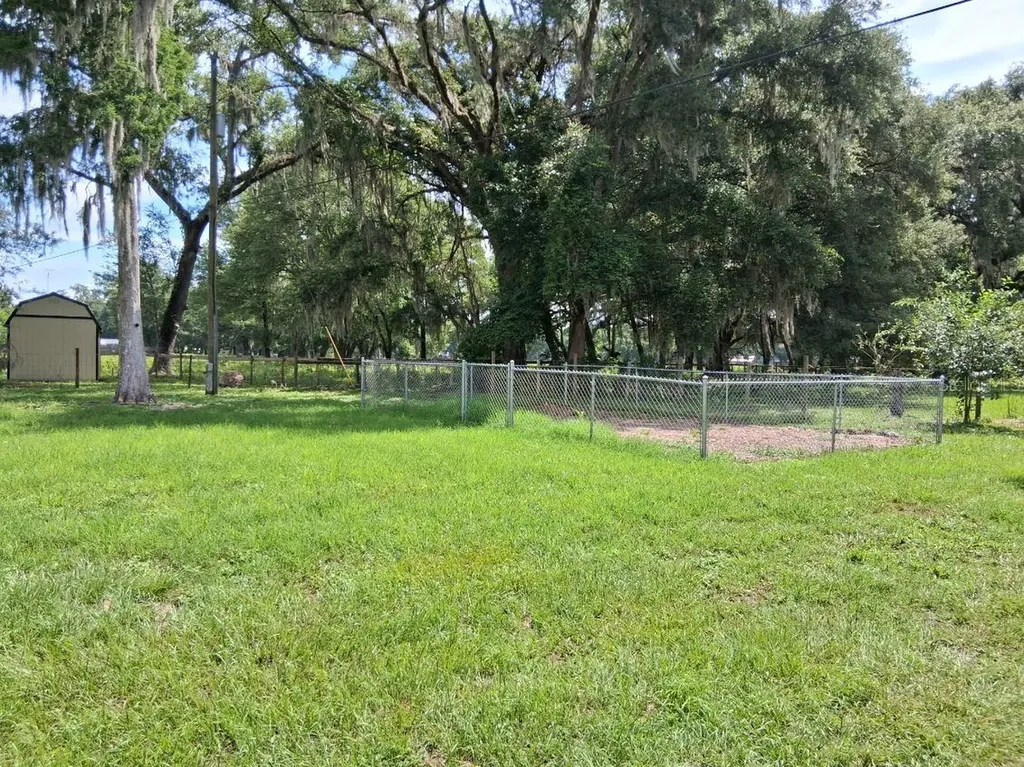 10628 Cr 771 Webster FL 33597