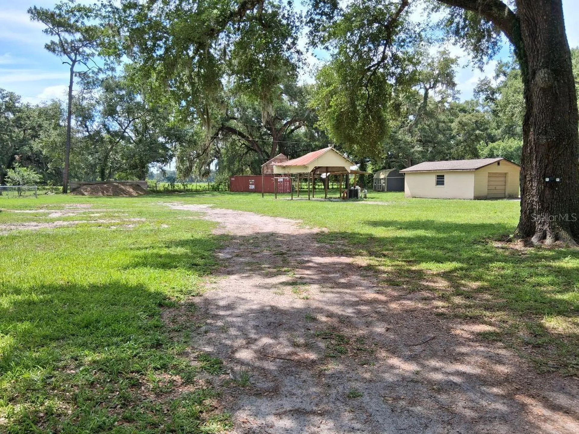10628 Cr 771 Webster FL 33597