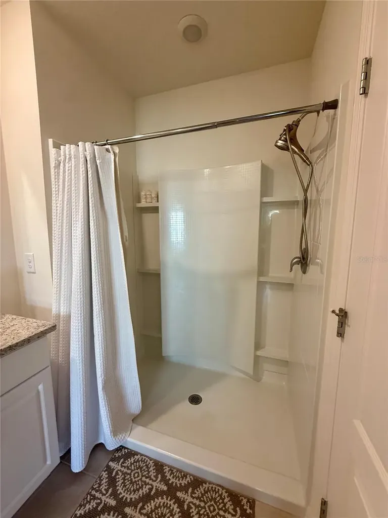 463 Liu Lane Deland FL 32724