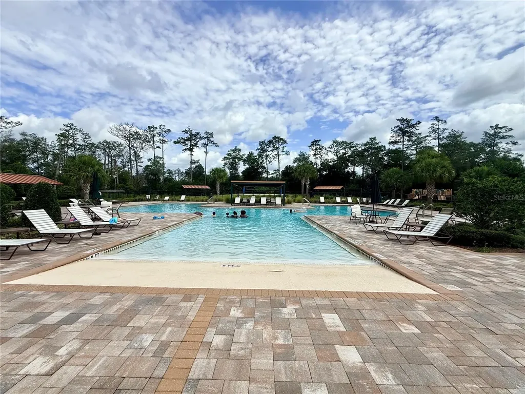 463 Liu Lane Deland FL 32724