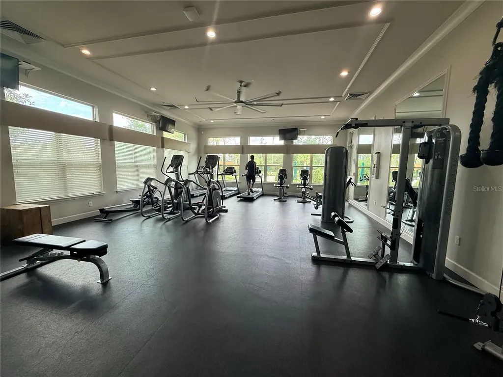 463 Liu Lane Deland FL 32724