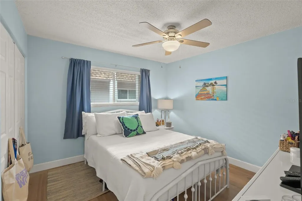 1310 Glen Oaks Drive E Sarasota FL 34232