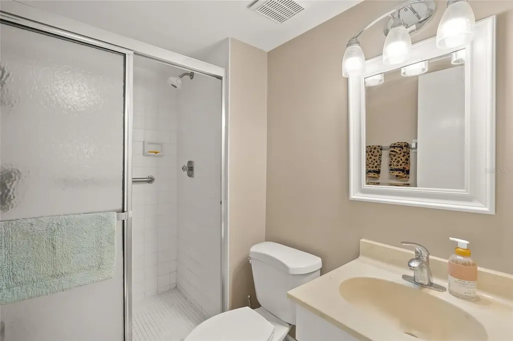1310 Glen Oaks Drive E Sarasota FL 34232