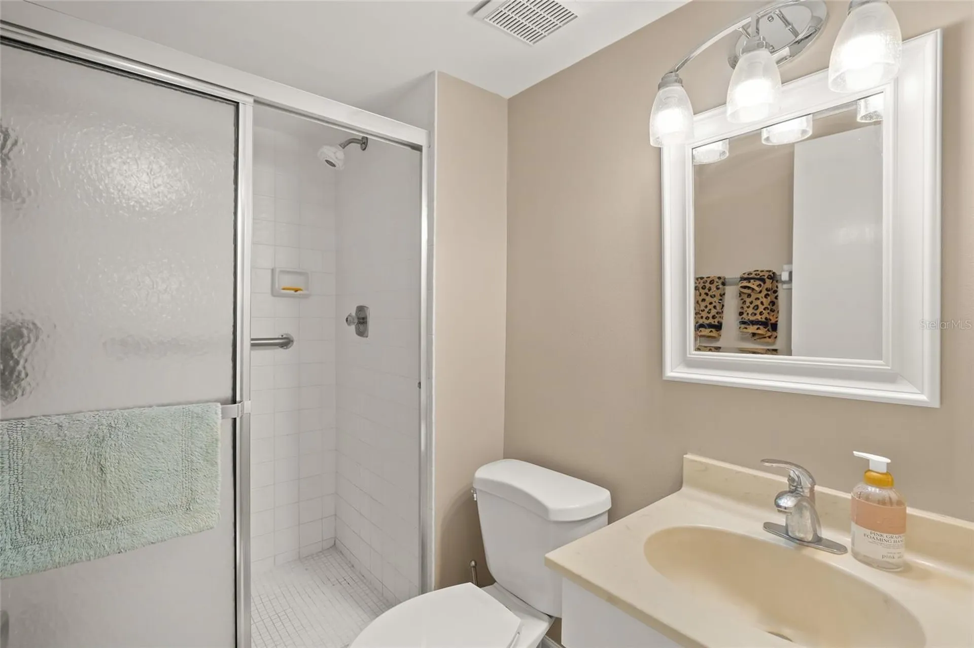 1310 Glen Oaks Drive E Sarasota FL 34232