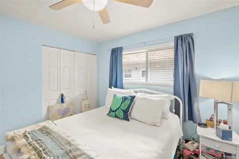 1310 Glen Oaks Drive E Sarasota FL 34232