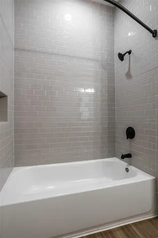 3812 Fern Hollow Place Tampa FL 33614