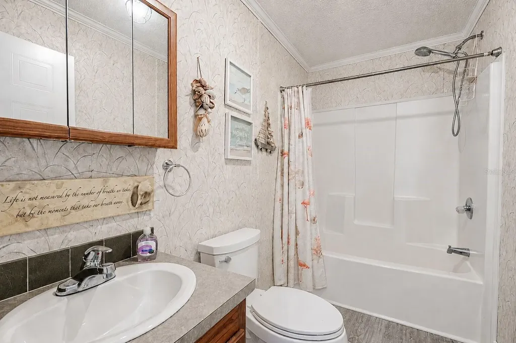 35201 Forest Lake Road Leesburg FL 34788