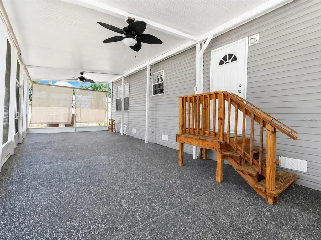 35201 Forest Lake Road Leesburg FL 34788