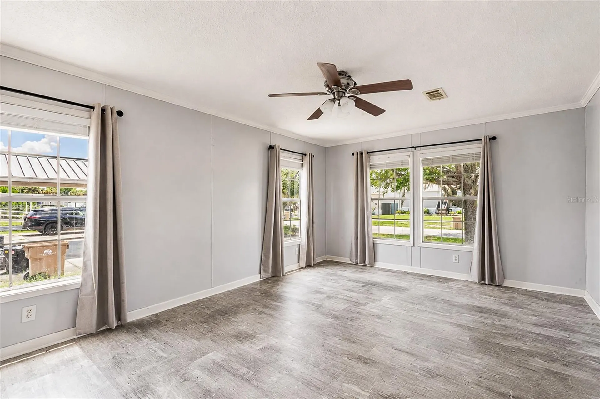 35201 Forest Lake Road Leesburg FL 34788