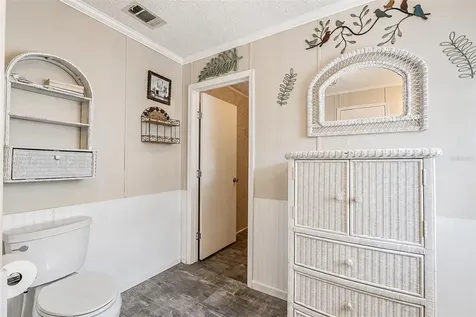 35201 Forest Lake Road Leesburg FL 34788