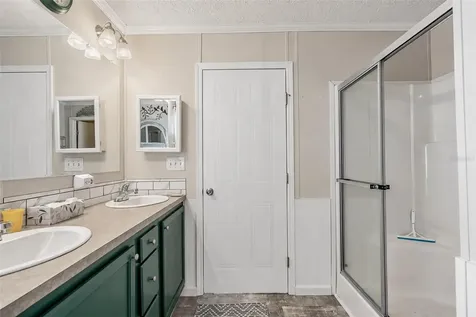 35201 Forest Lake Road Leesburg FL 34788