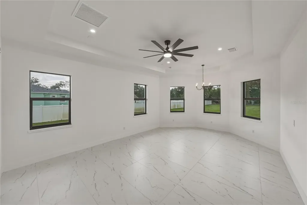 14080 Sydney Road Dover FL 33527