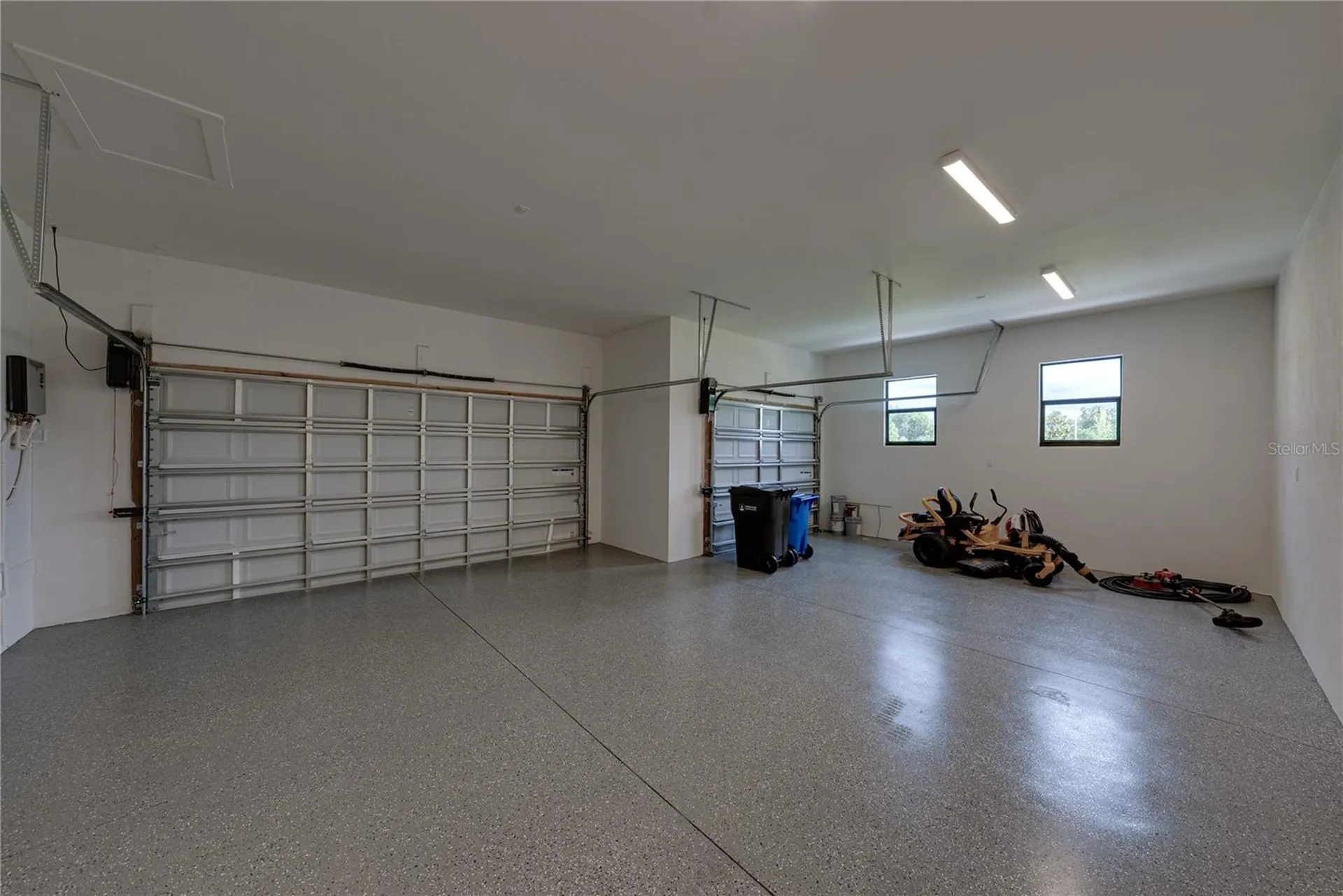 14080 Sydney Road Dover FL 33527