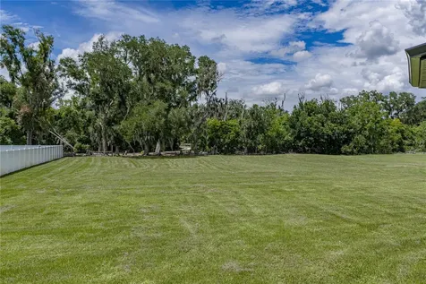 14080 Sydney Road Dover FL 33527