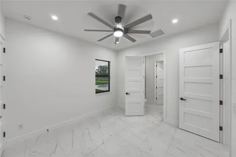 14080 Sydney Road Dover FL 33527