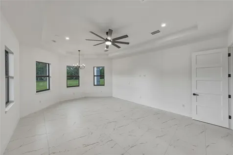 14080 Sydney Road Dover FL 33527