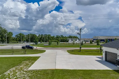 14080 Sydney Road Dover FL 33527
