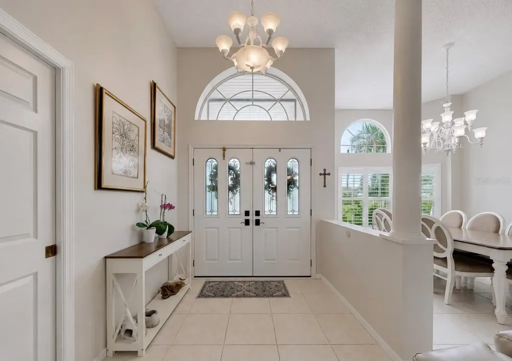 2027 New Bedford Drive Sun City Center FL 33573