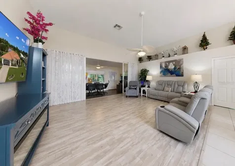 2027 New Bedford Drive Sun City Center FL 33573