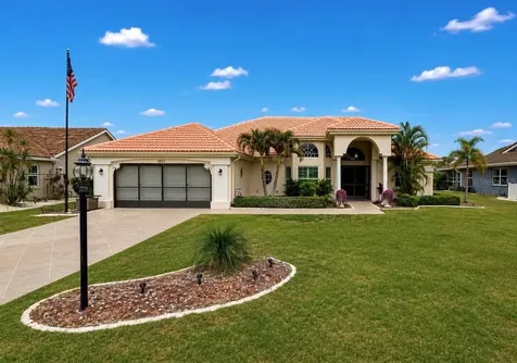 2027 New Bedford Drive Sun City Center FL 33573
