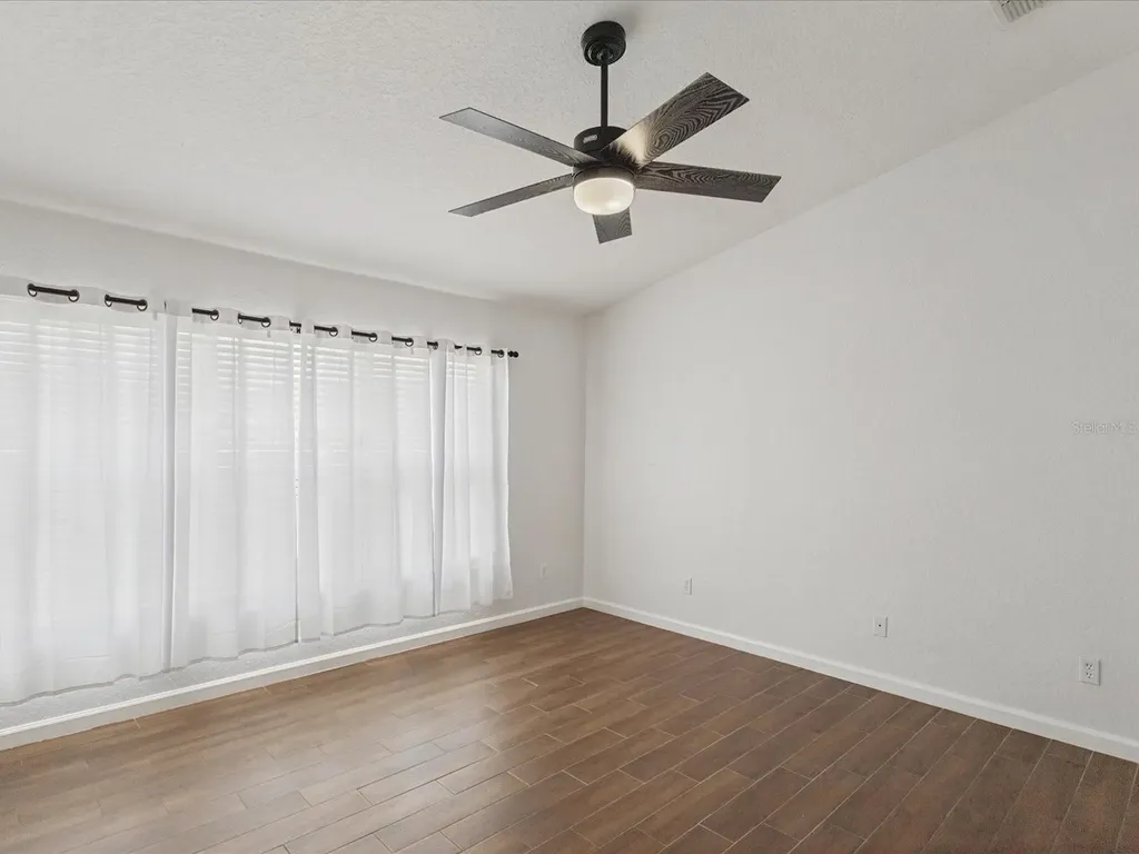 1055 Rock Harbor Avenue Orlando FL 32828