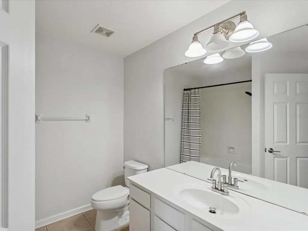 1055 Rock Harbor Avenue Orlando FL 32828