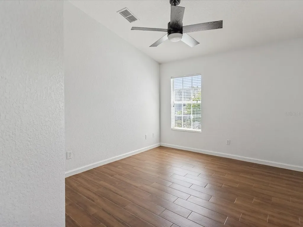 1055 Rock Harbor Avenue Orlando FL 32828