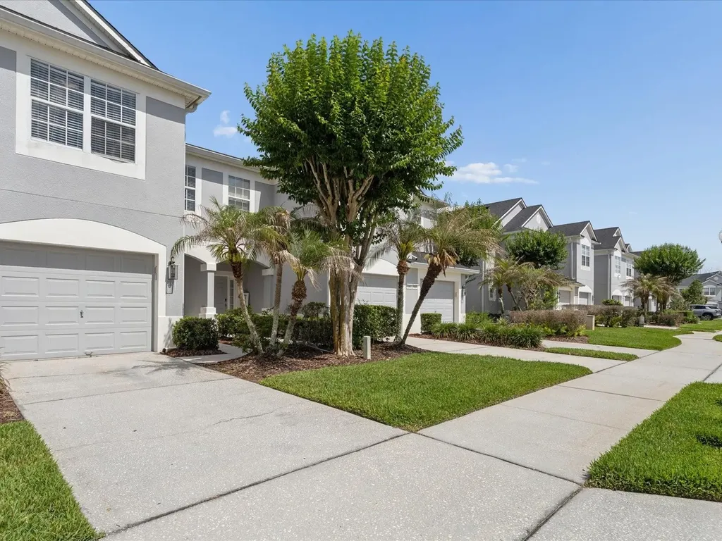 1055 Rock Harbor Avenue Orlando FL 32828