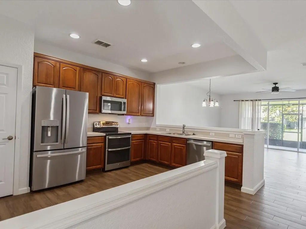 1055 Rock Harbor Avenue Orlando FL 32828